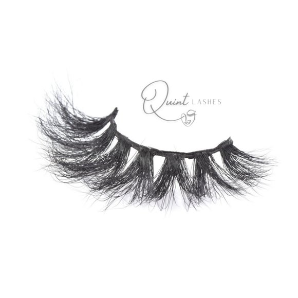 2/$65 HANDMADE 3D MINK MAGENTIC FALSE LASHES W/LINER #CRUELTYFREE - Picture 3 of 5